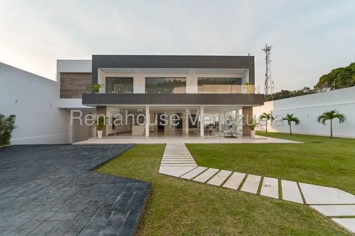 Casa en Venta en Prados del Este