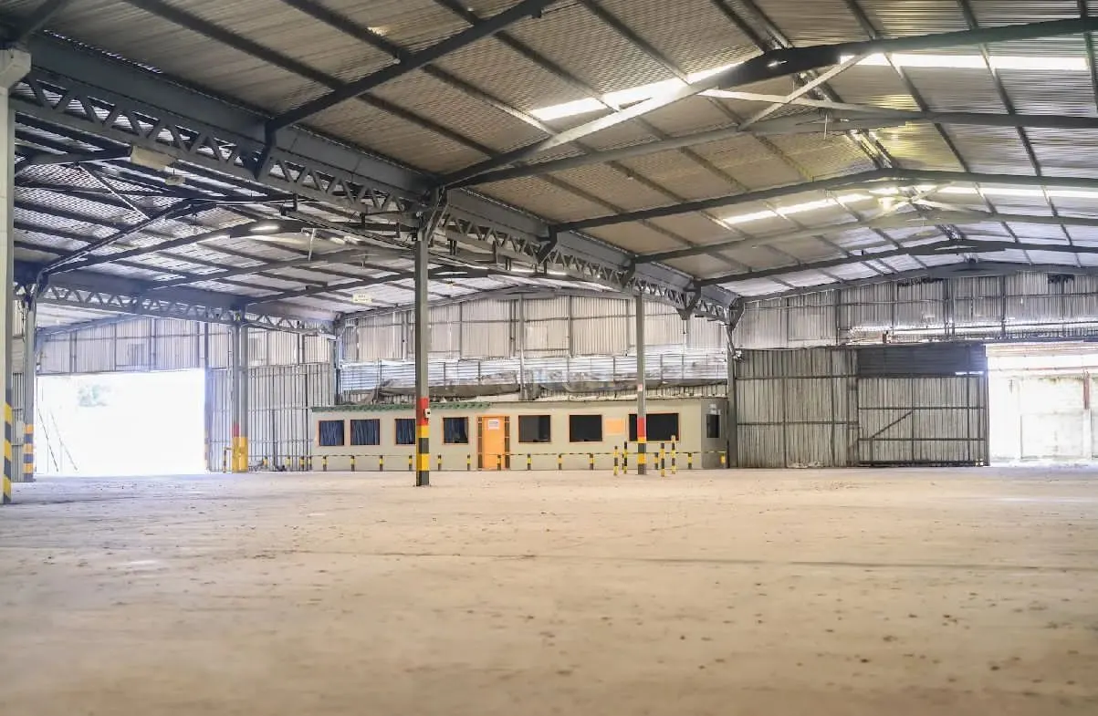 En venta galpón industrial en la quizanda