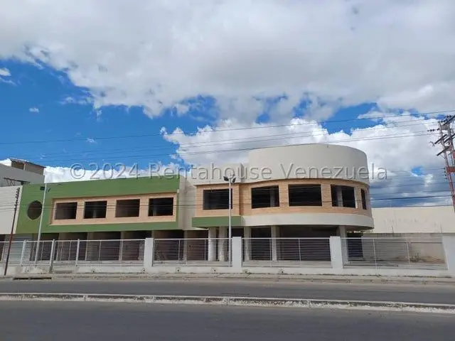 25-14092 Locales en Venta en Av.Aragua La Morita