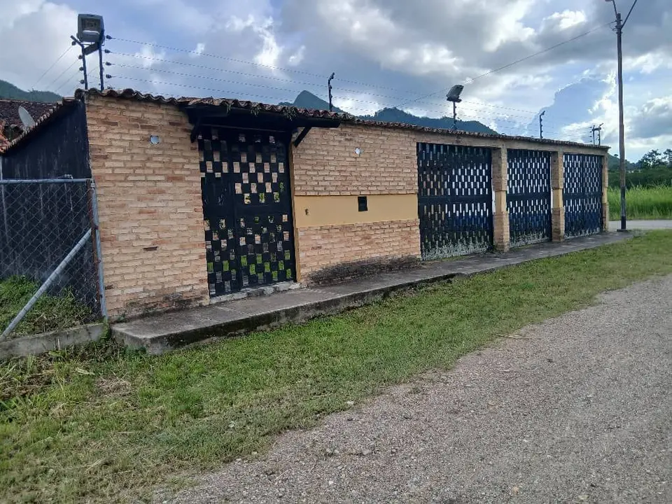 Se vende casa en Caripe