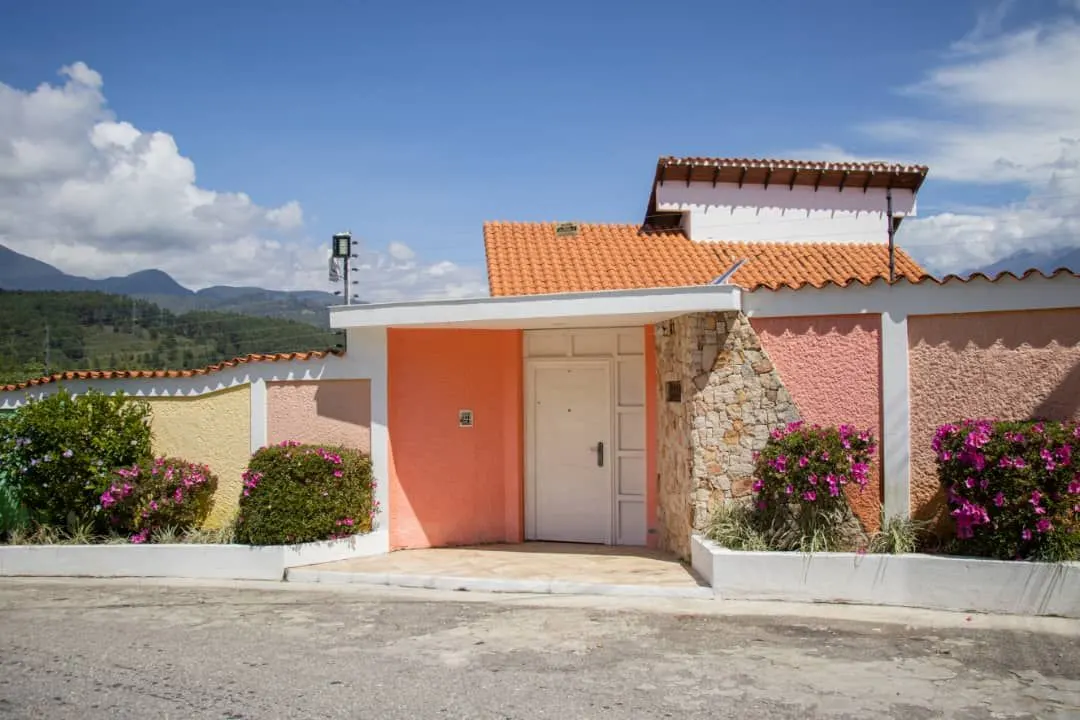 En Venta, Hermosa Casa en La Pedregosa, sector El Mirador