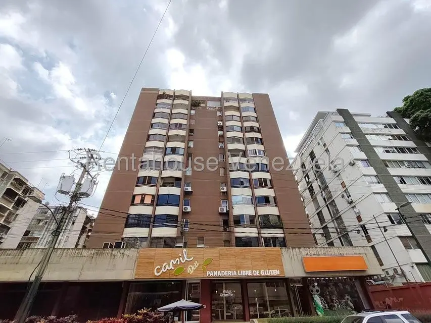 Apartamento en Venta los Palos Grandeds
