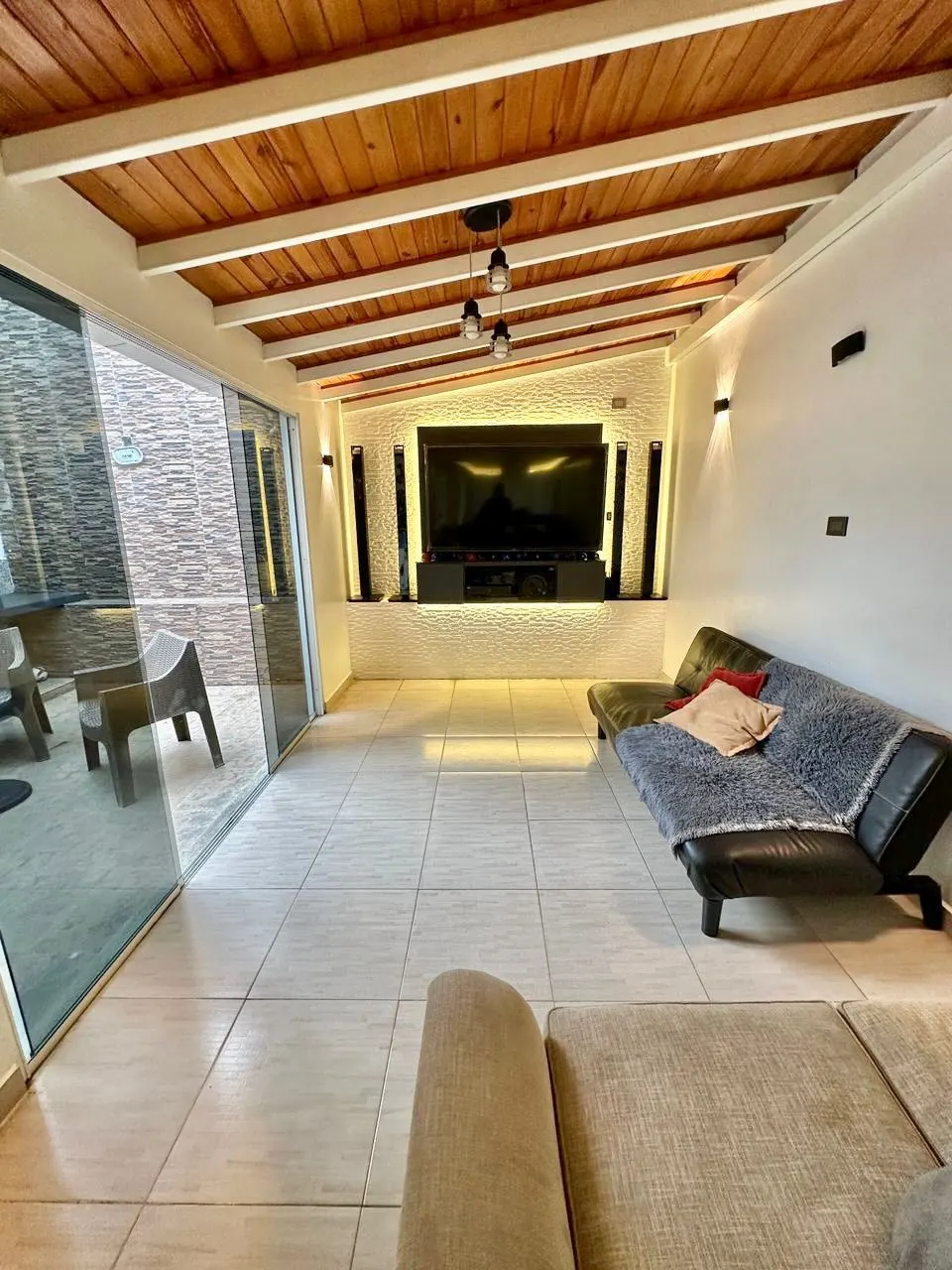 En Venta Townhouse conExcelentes Acabados de Primera
