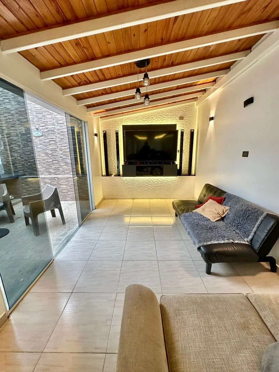 En Venta Townhouse conExcelentes Acabados de Primera