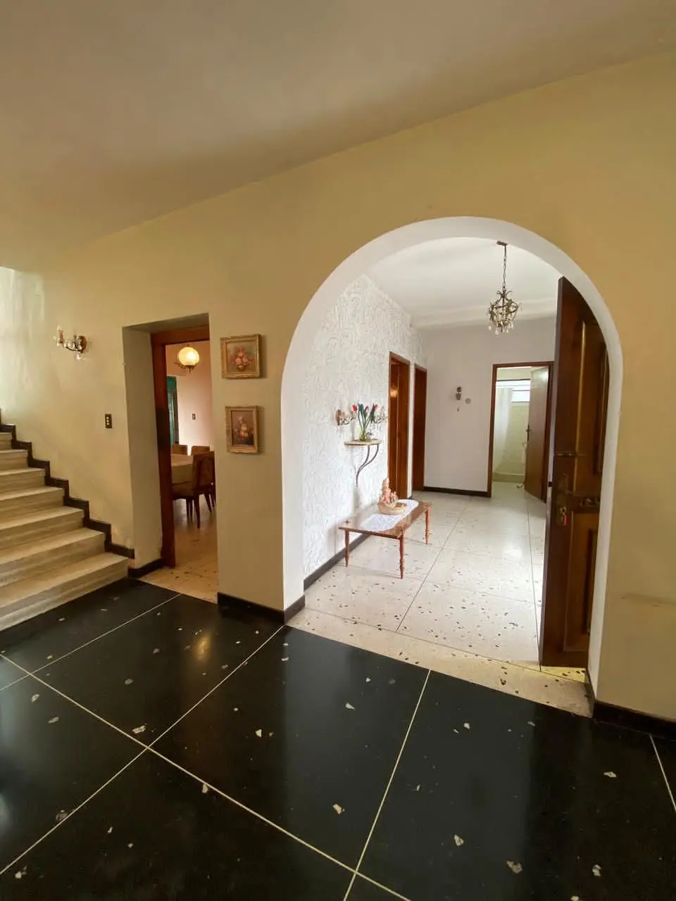 En Venta Excusiva Casa de dos Plantas con ubicación Céntrica en la Ciudad de Mérida