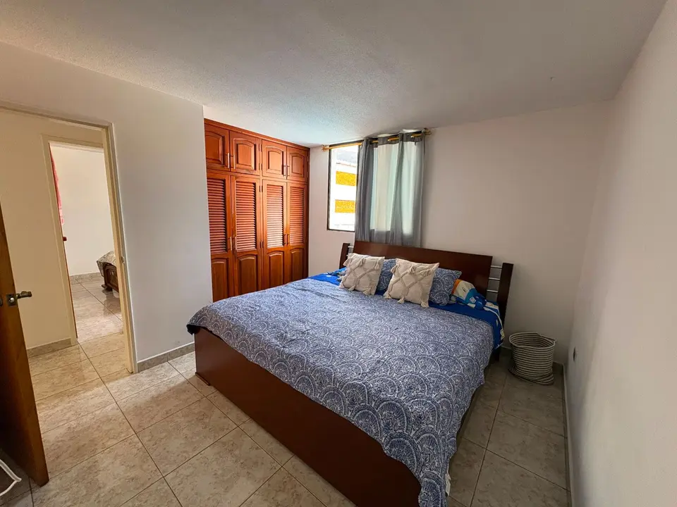 Apartamento en venta, excelente Ubicacion. Av Las Americas, Residencias Los Girasoles