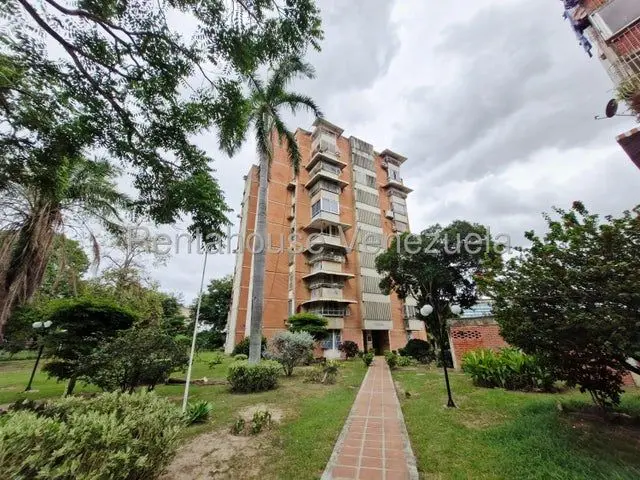 27-1215 Apartamento en Venta en San Jacionto