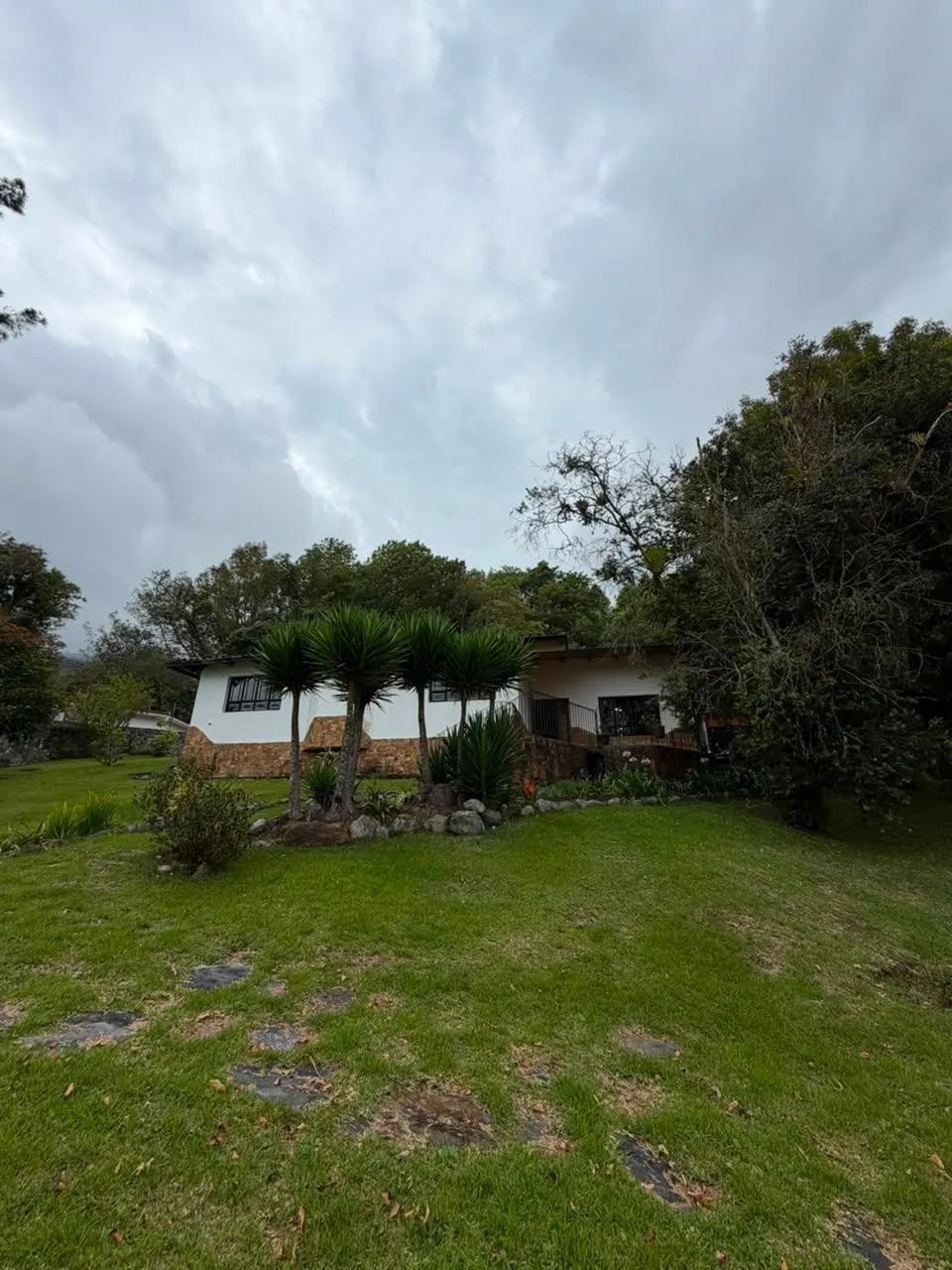 En Venta amplia casa lista para sembrar y con Anexo en el Valle