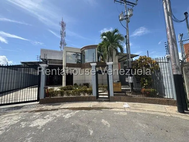 27-2562 Galpon en venta en Zona Industrial La Morita