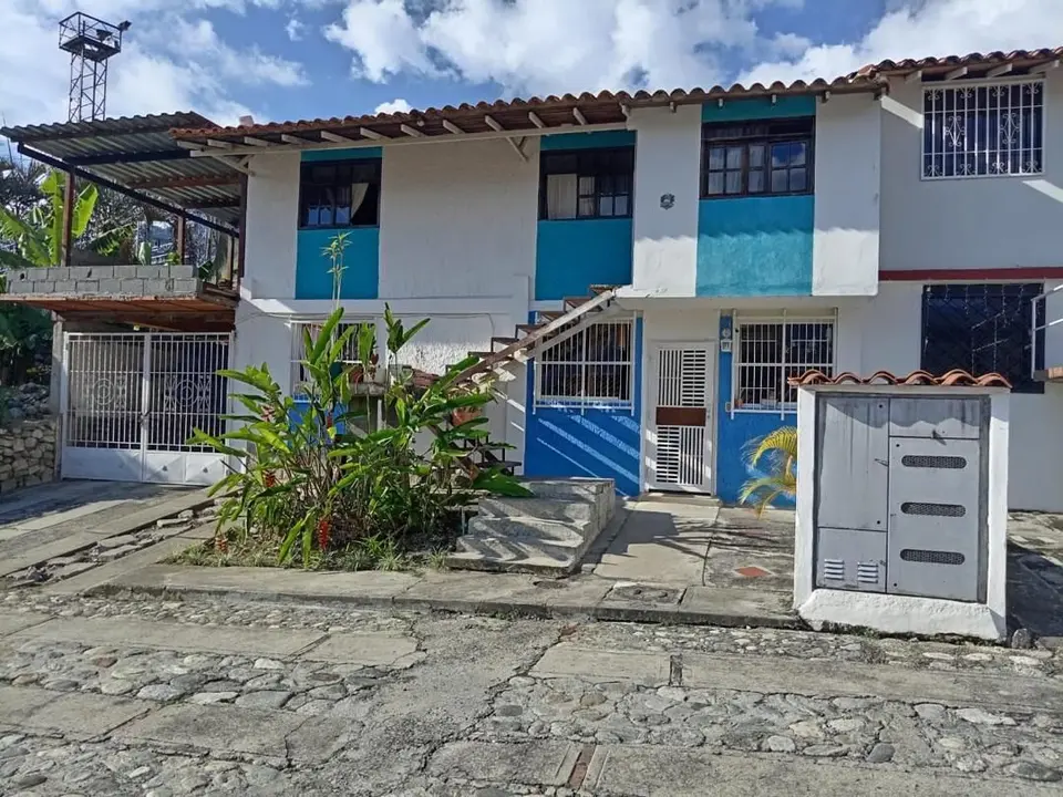 Casa con Negocio en Venta en Ejido, Mérida
