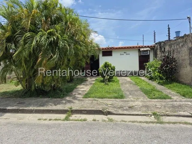 27-4095 Casa en Venta Cagua Urbanizacion Corinsa