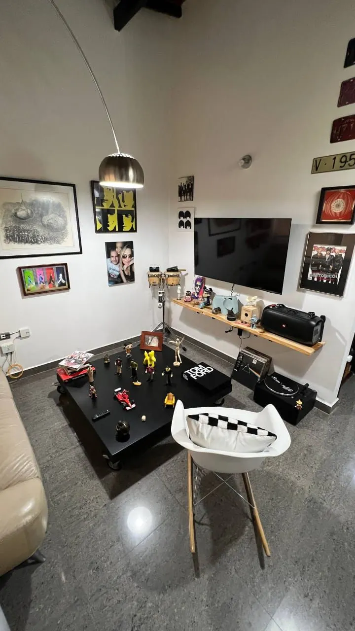 En Venta, Hermoso y Amplio Apartamento en Av Los Proceres