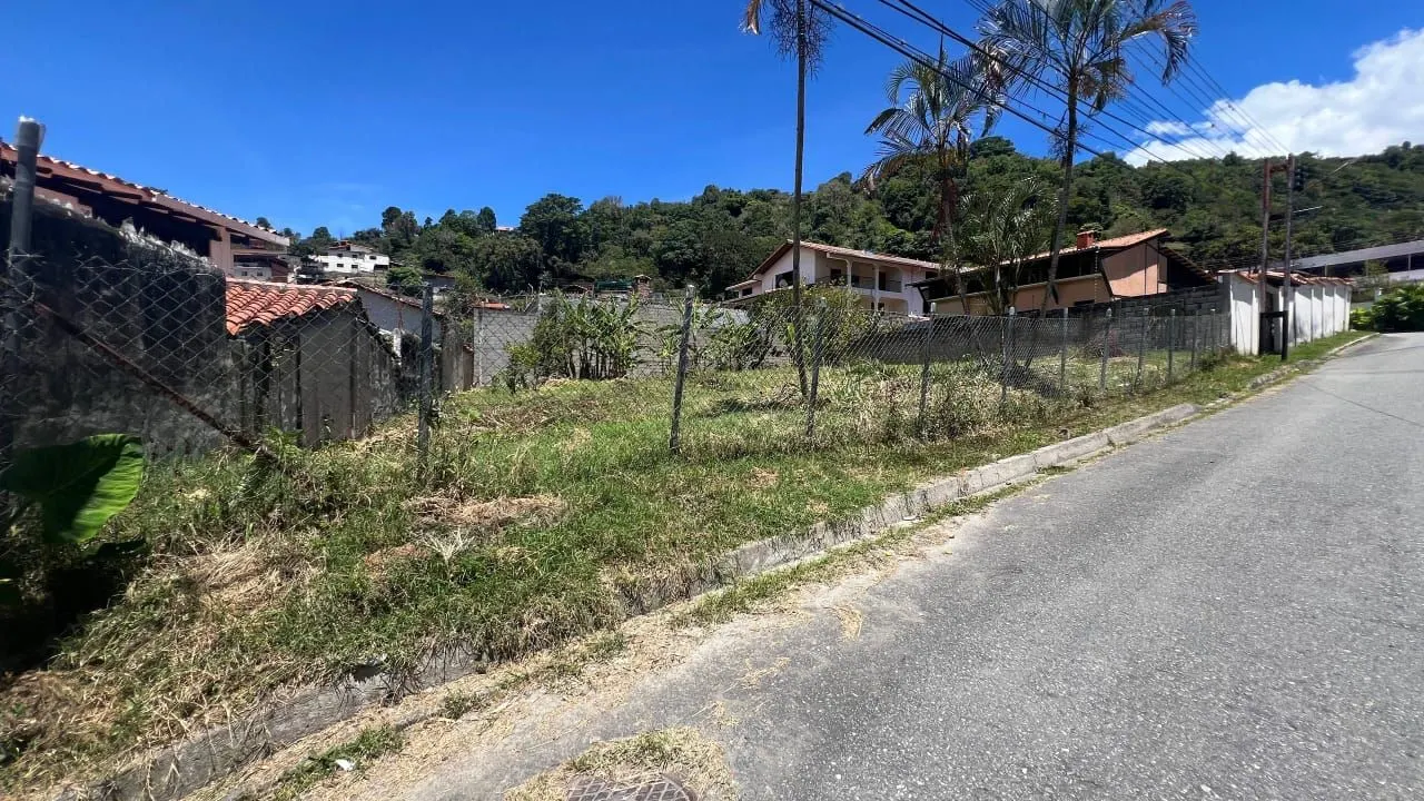 En Venta Espacioso Terreno, Lugar Perfecto para Construir tus Sueñosen la Ciudad de Mérida